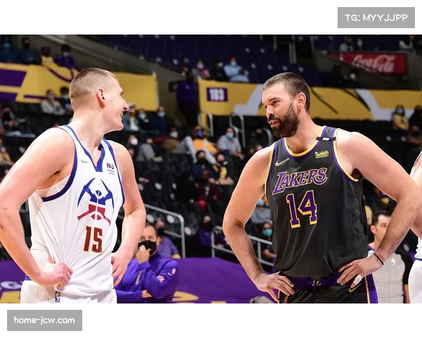 欧冠联赛阶段进入中段抢分关键期 各队阵容深度面临考验 欧冠联赛阶段进入中段抢分关键期 各队阵容深度面临考验